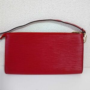 LOUIS VUITTON Pochette (Red EPI leather) COA preowned